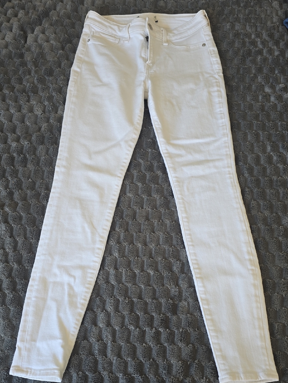 Women’s White Skinny Jeans